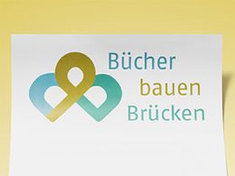 designatics / Bücher bauen Brücken